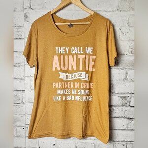 Instant Message - They Call Me Auntie - Women's Graphic T-Shirt- N…
